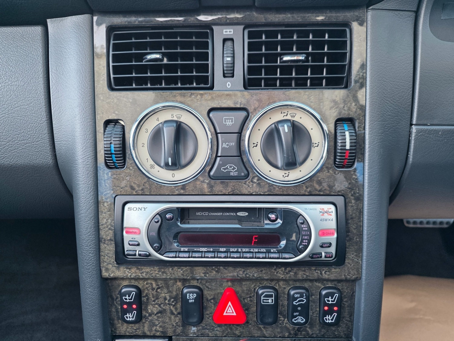 Used Mercedes-Benz SLK 2003 for sale - 76896723: Photo 11