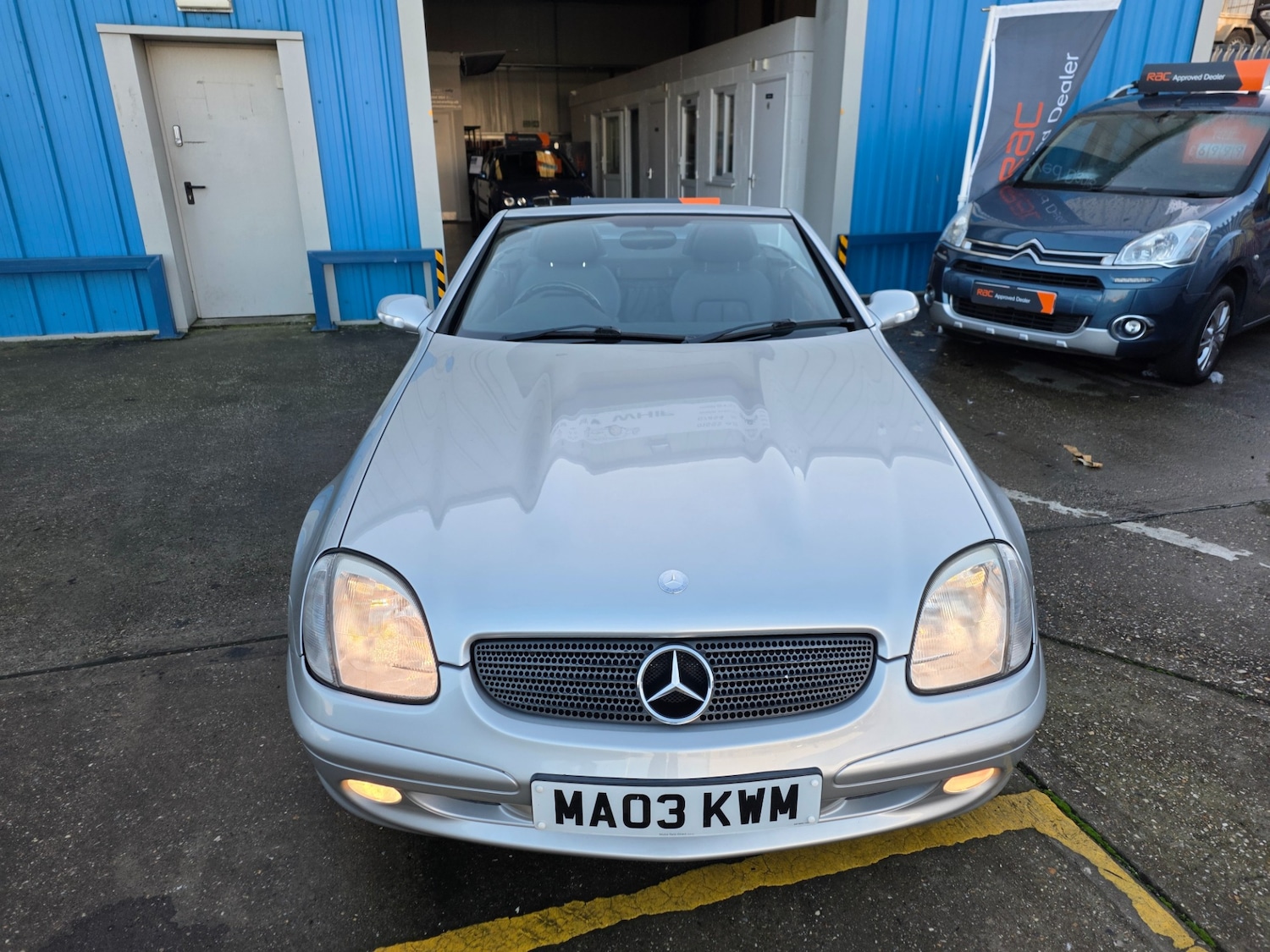 Used Mercedes-Benz SLK 2003 for sale - 76896723: Photo 17