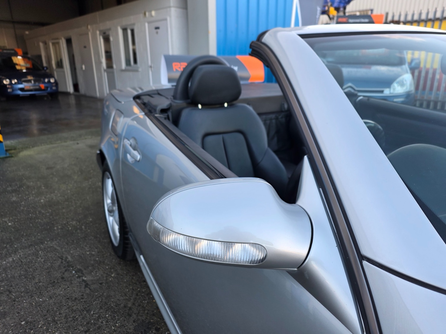 Used Mercedes-Benz SLK 2003 for sale - 76896723: Photo 22