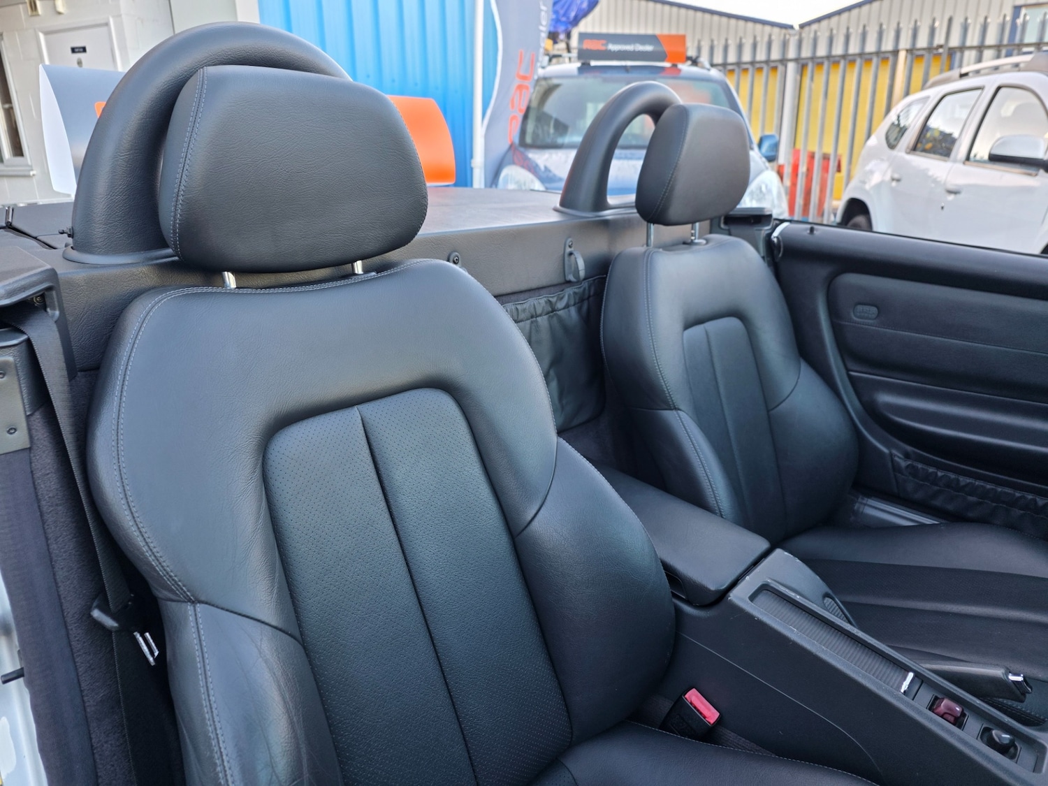 Used Mercedes-Benz SLK 2003 for sale - 76896723: Photo 42