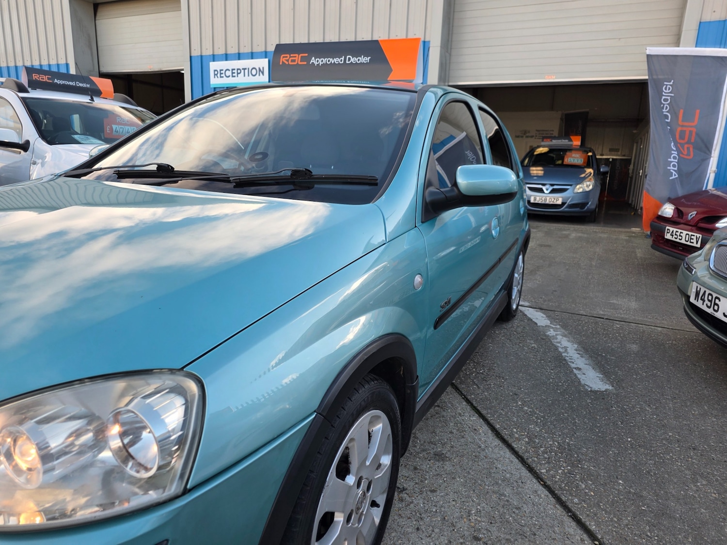 Used Vauxhall Corsa 2003 for sale - 76422111: Photo 5