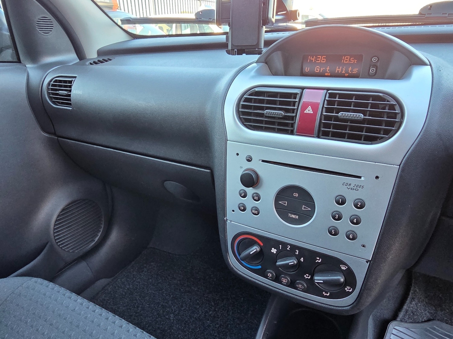 Used Vauxhall Corsa 2003 for sale - 76422111: Photo 58