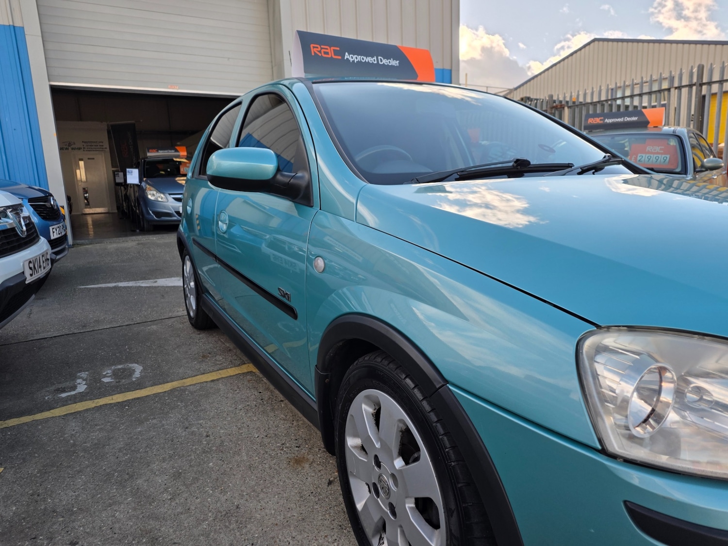 Used Vauxhall Corsa 2003 for sale - 76422111: Photo 6