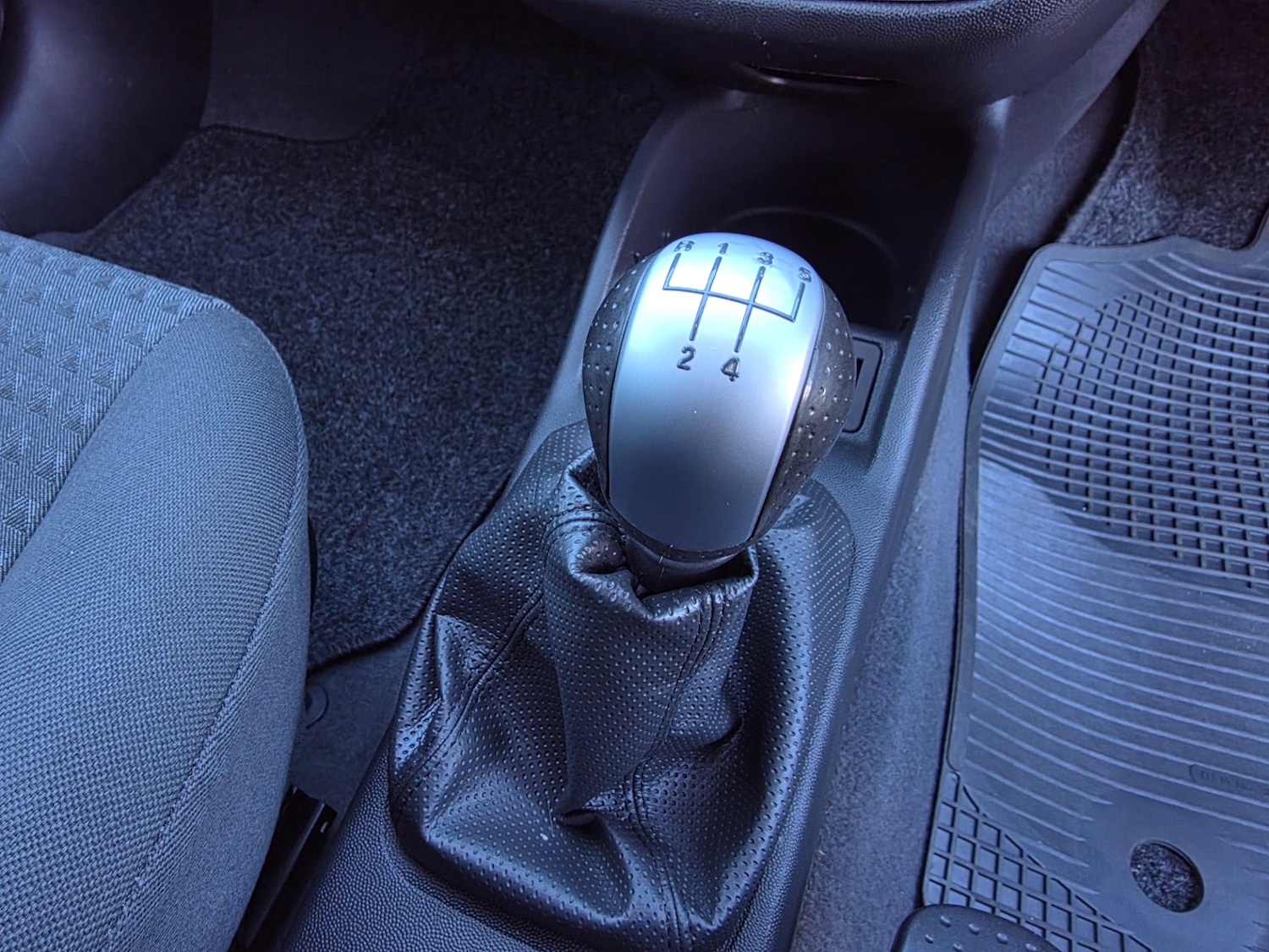 Used Vauxhall Corsa 2003 for sale - 76422111: Photo 60