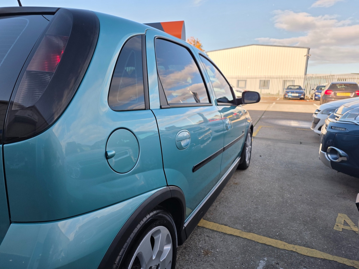 Used Vauxhall Corsa 2003 for sale - 76422111: Photo 7