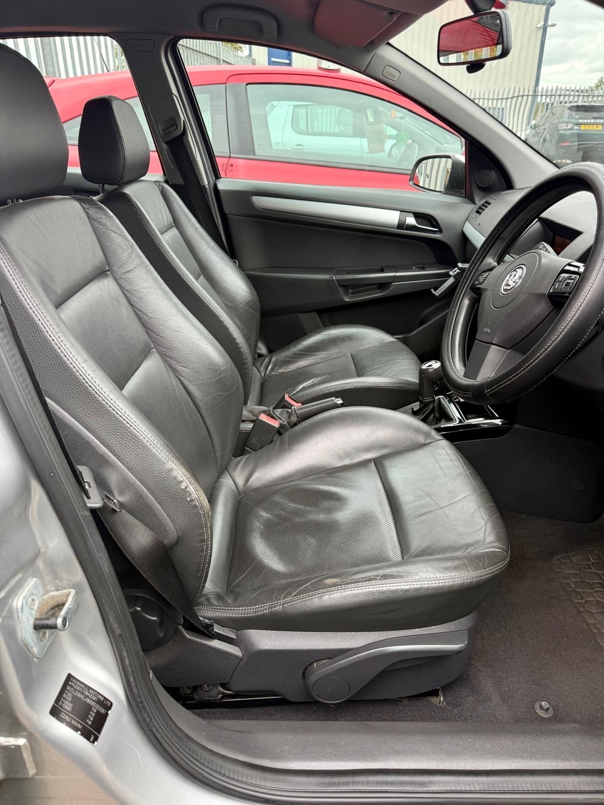 Used Vauxhall Astra 2005 for sale - 75791261: Photo 12