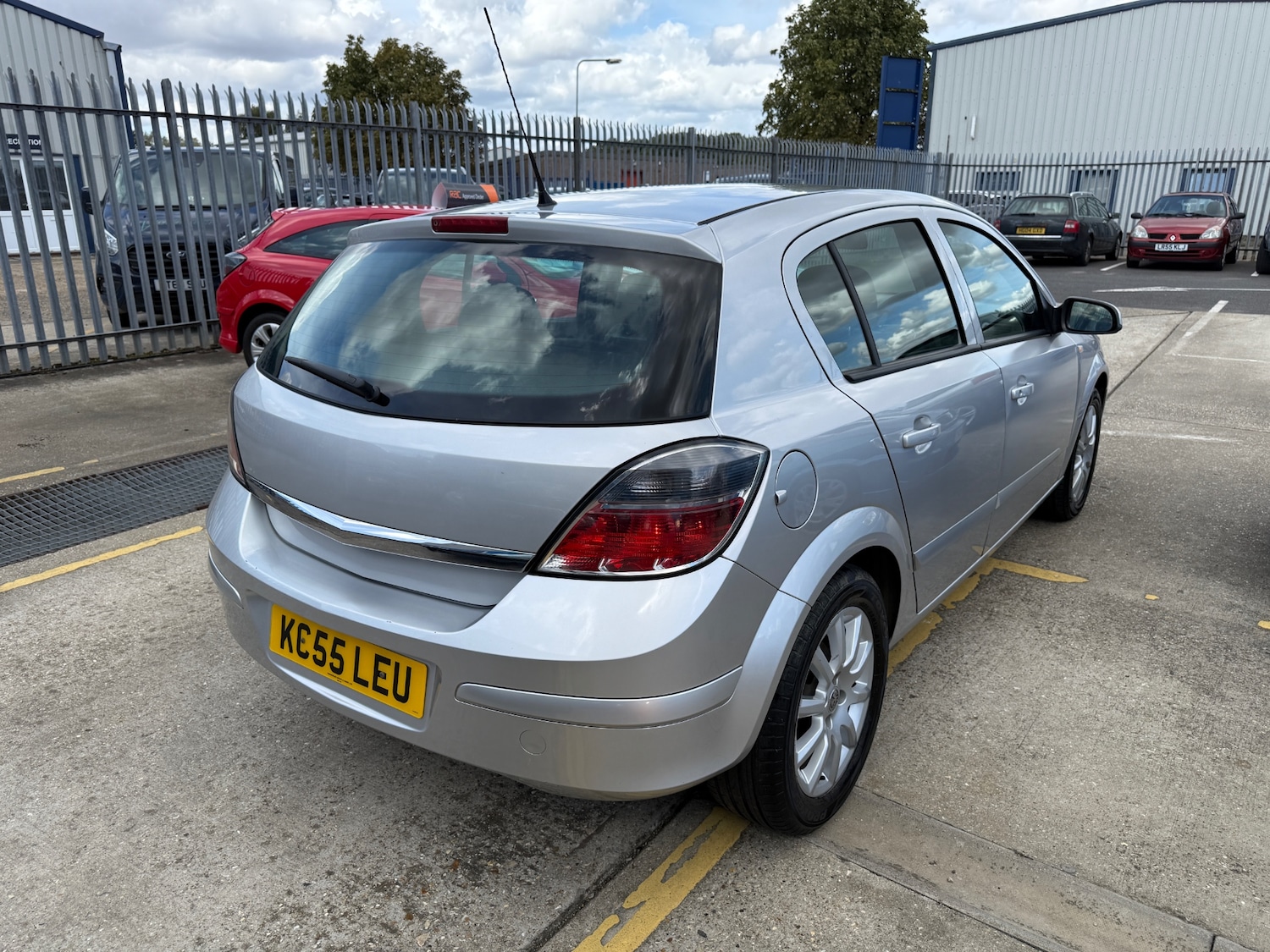 Used Vauxhall Astra 2005 for sale - 75791261: Photo 4