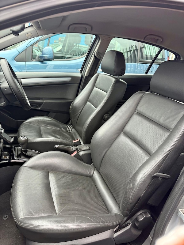 Used Vauxhall Astra 2005 for sale - 75791261: Photo 8