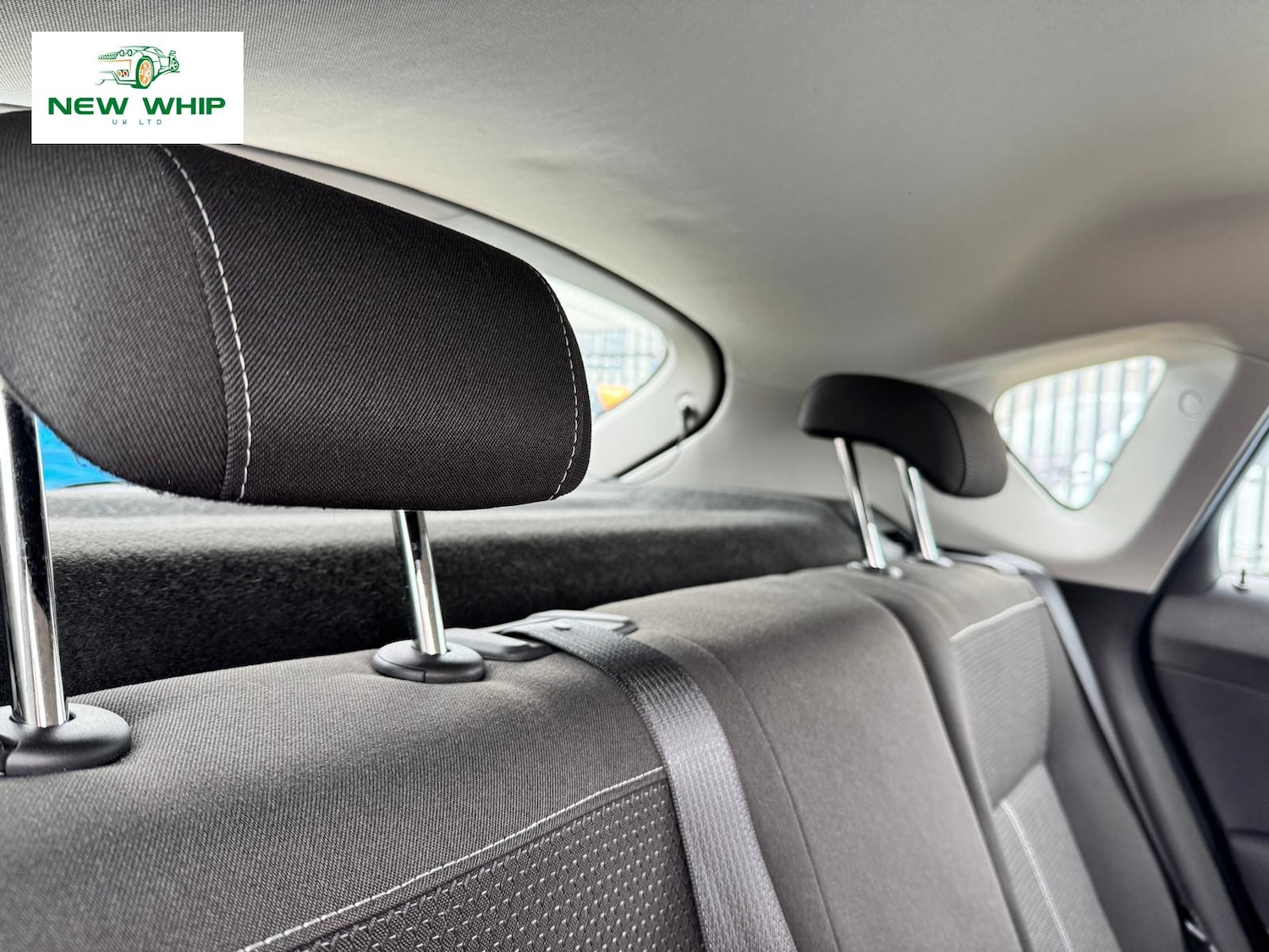 Used Vauxhall Astra 2013 for sale - 77804010: Photo 21