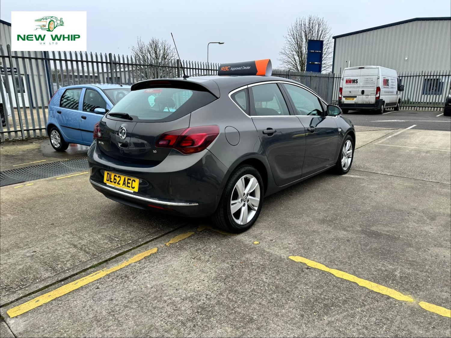 Used Vauxhall Astra 2013 for sale - 77804010: Photo 3