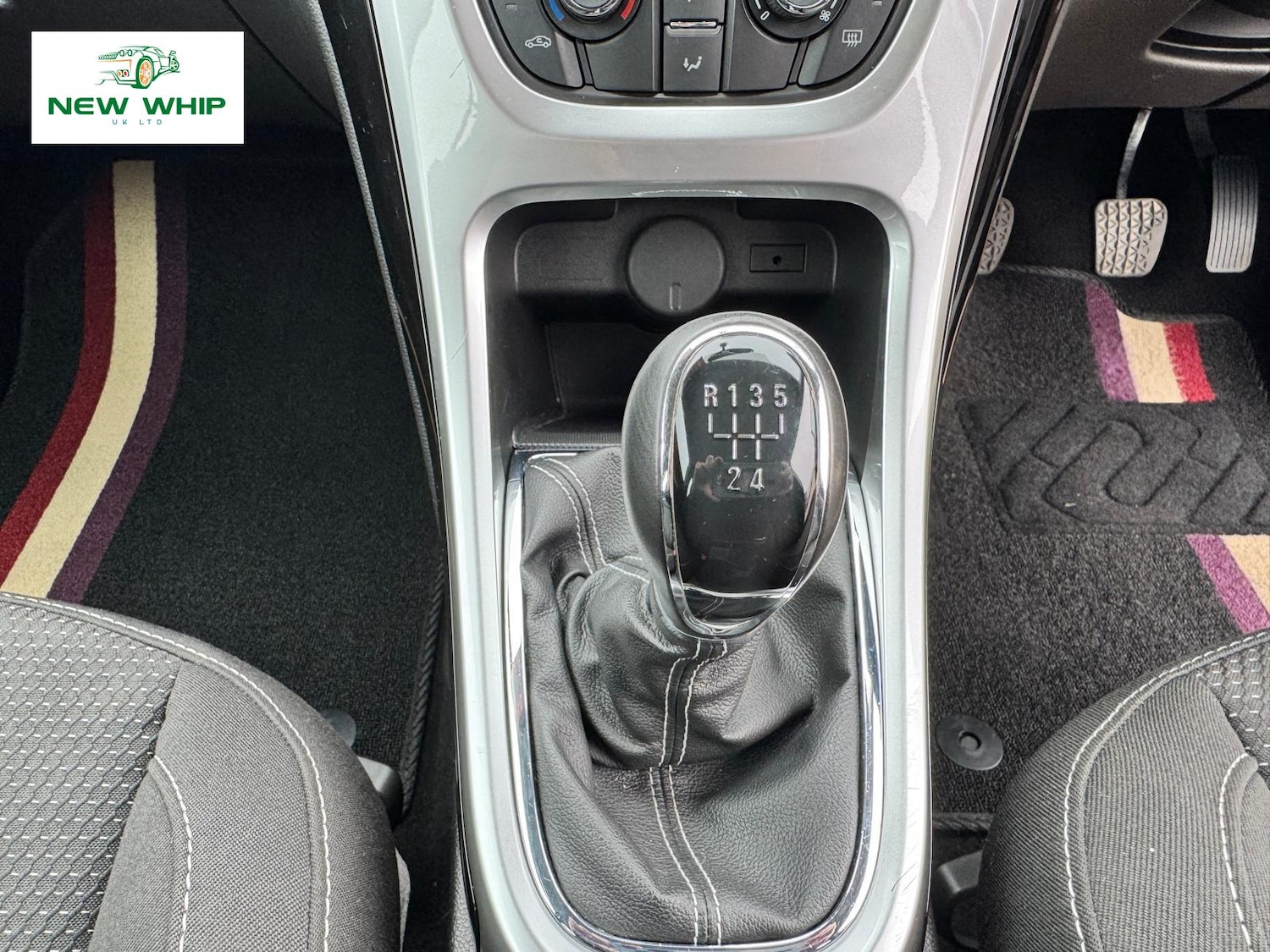 Used Vauxhall Astra 2013 for sale - 77804010: Photo 6