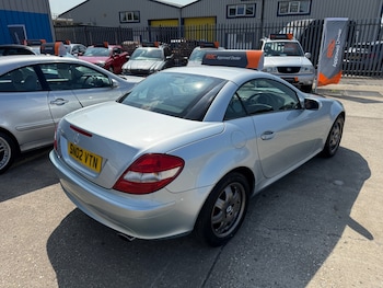 Used Mercedes-Benz SLK 2005 for sale - 75558575: Photo