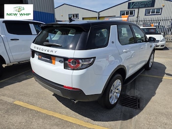 Used Land Rover Discovery Sport 2015 for sale - 78533429: Photo