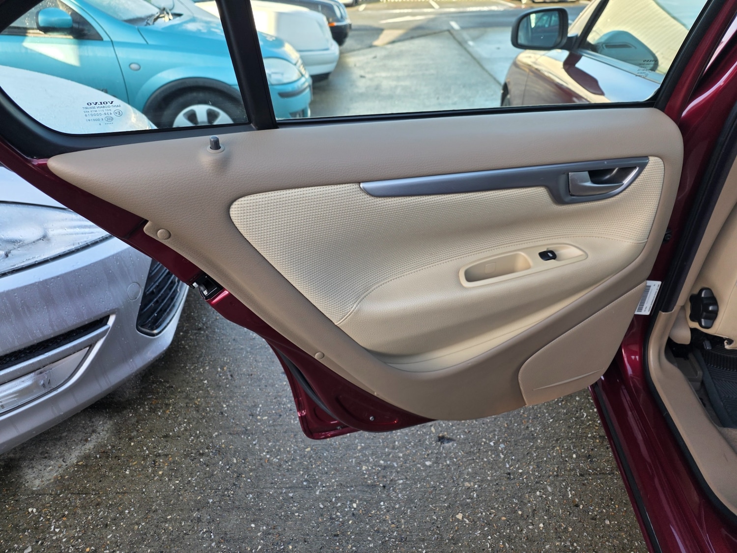 Used Volvo S60 2005 for sale - 76656516: Photo 34