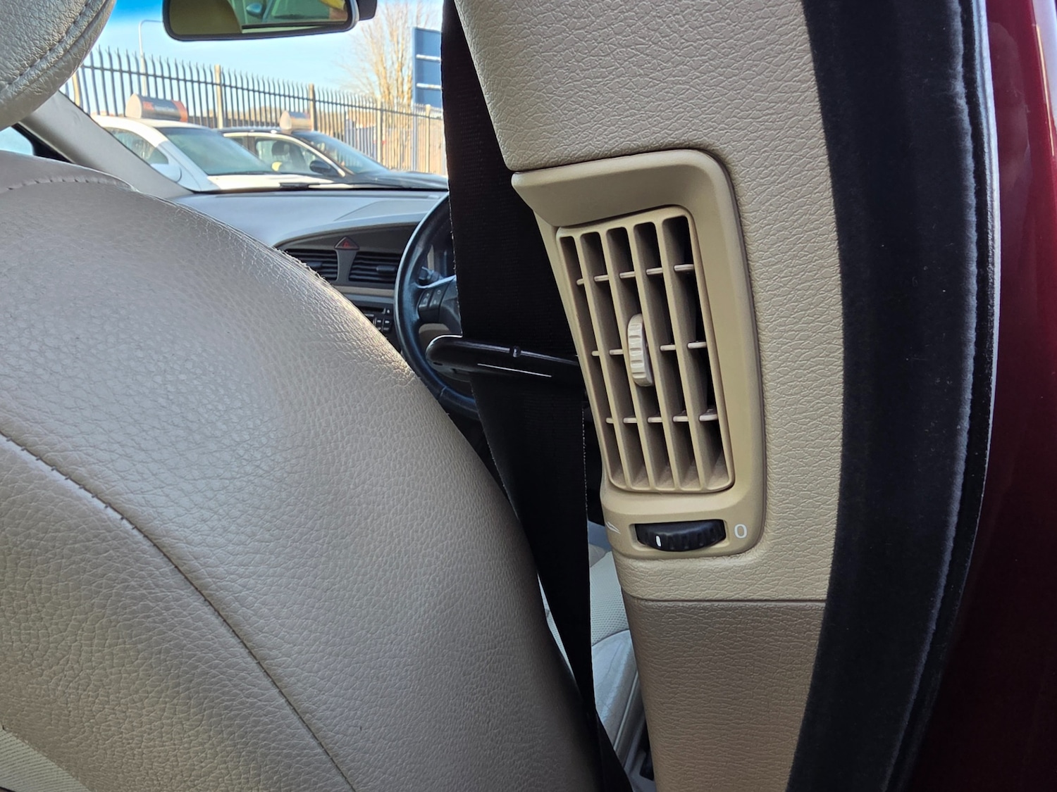 Used Volvo S60 2005 for sale - 76656516: Photo 35