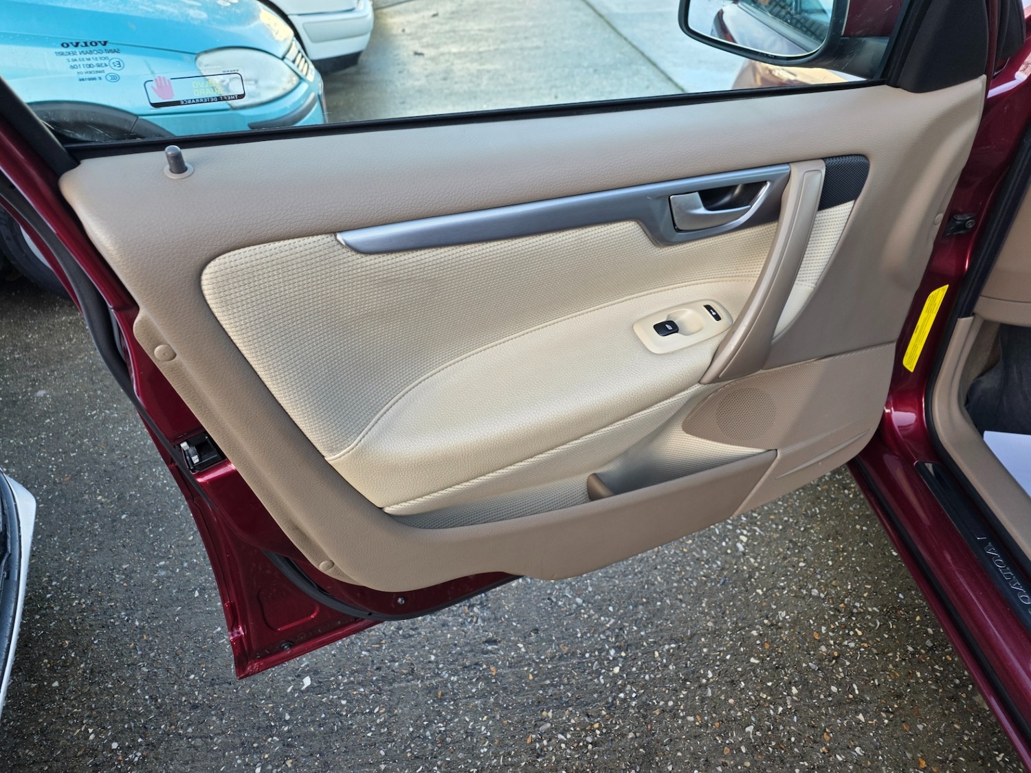 Used Volvo S60 2005 for sale - 76656516: Photo 36