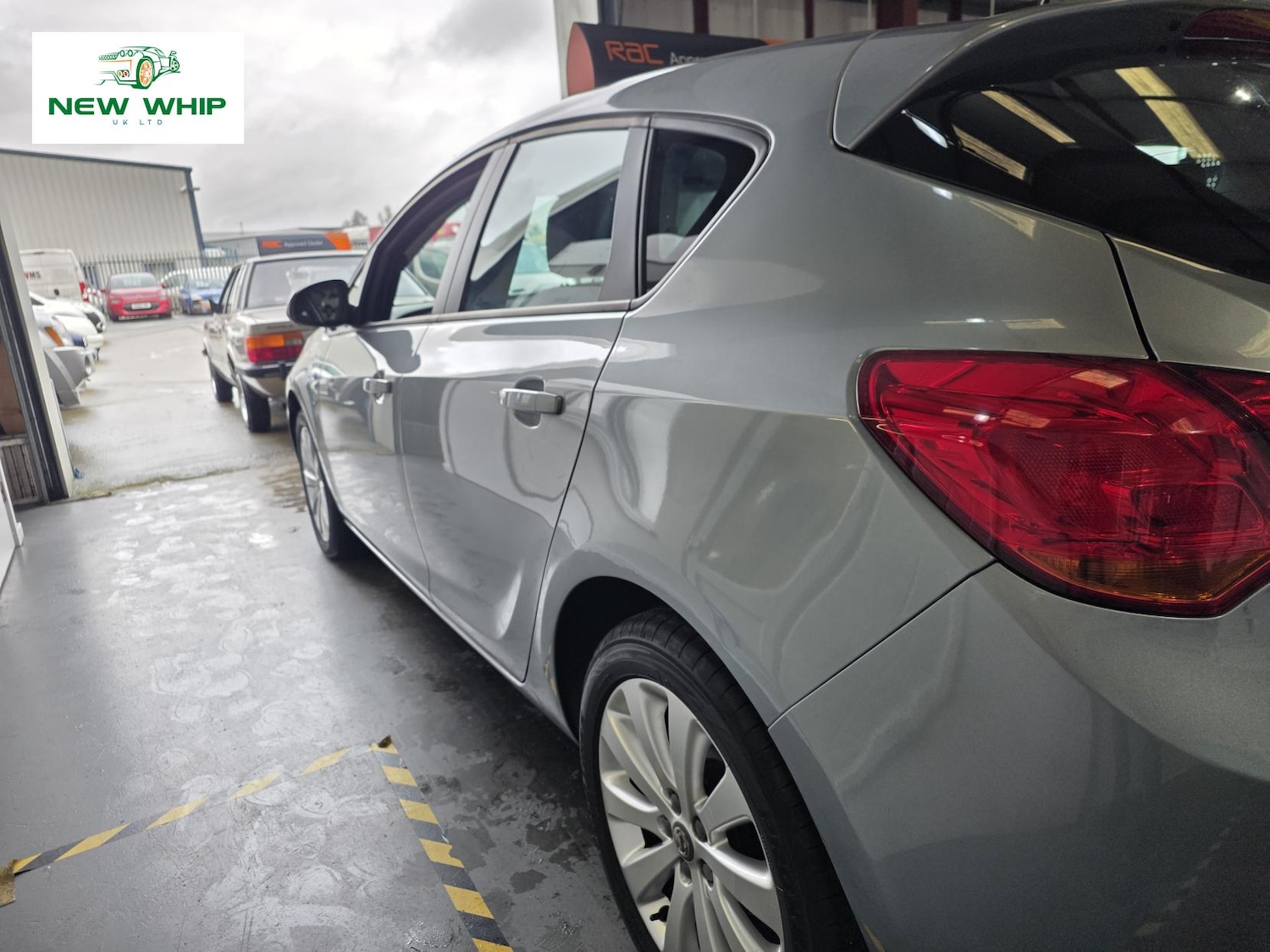 Used Vauxhall Astra 2012 for sale - 77536399: Photo 13