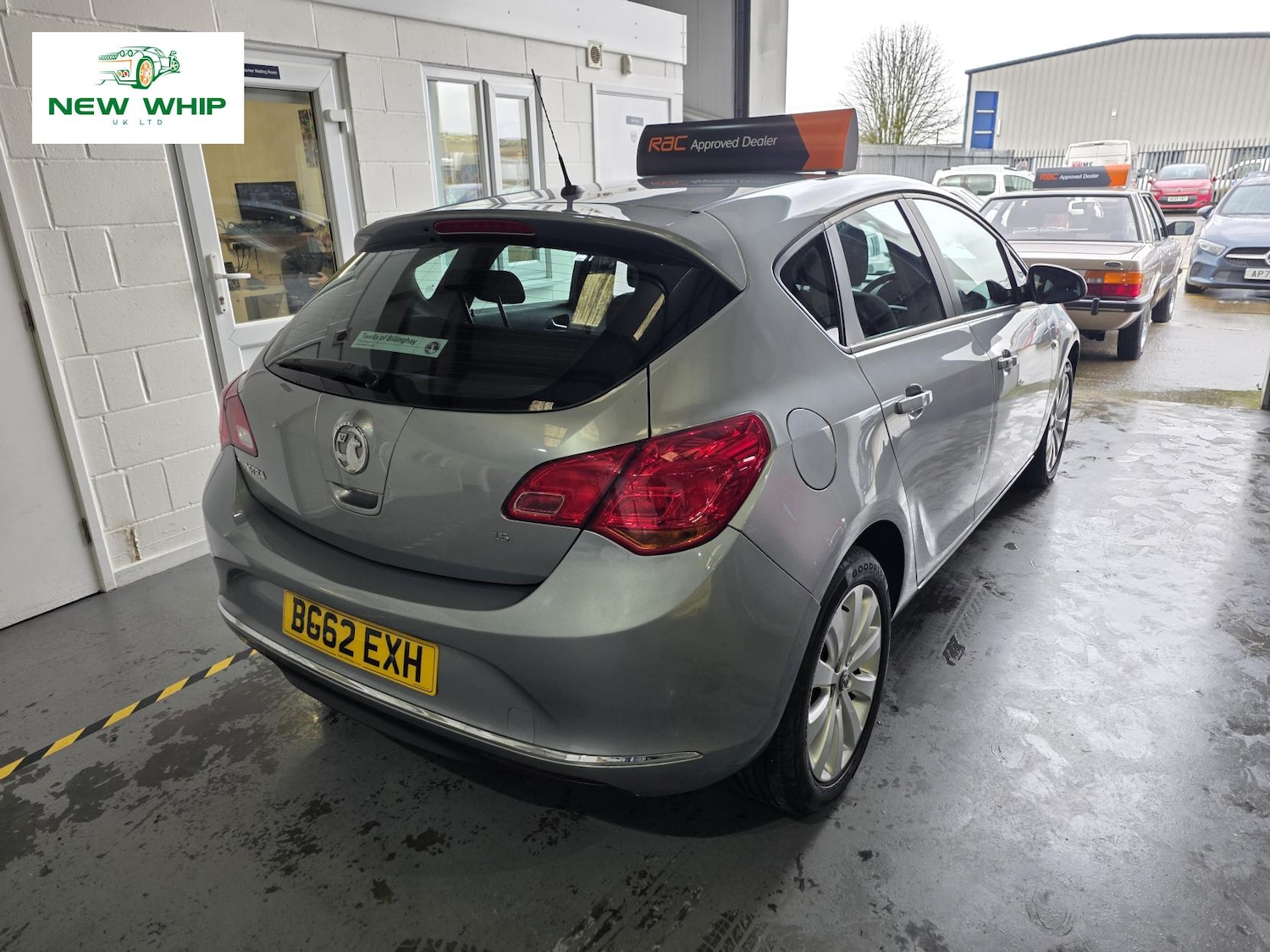 Used Vauxhall Astra 2012 for sale - 77536399: Photo 4
