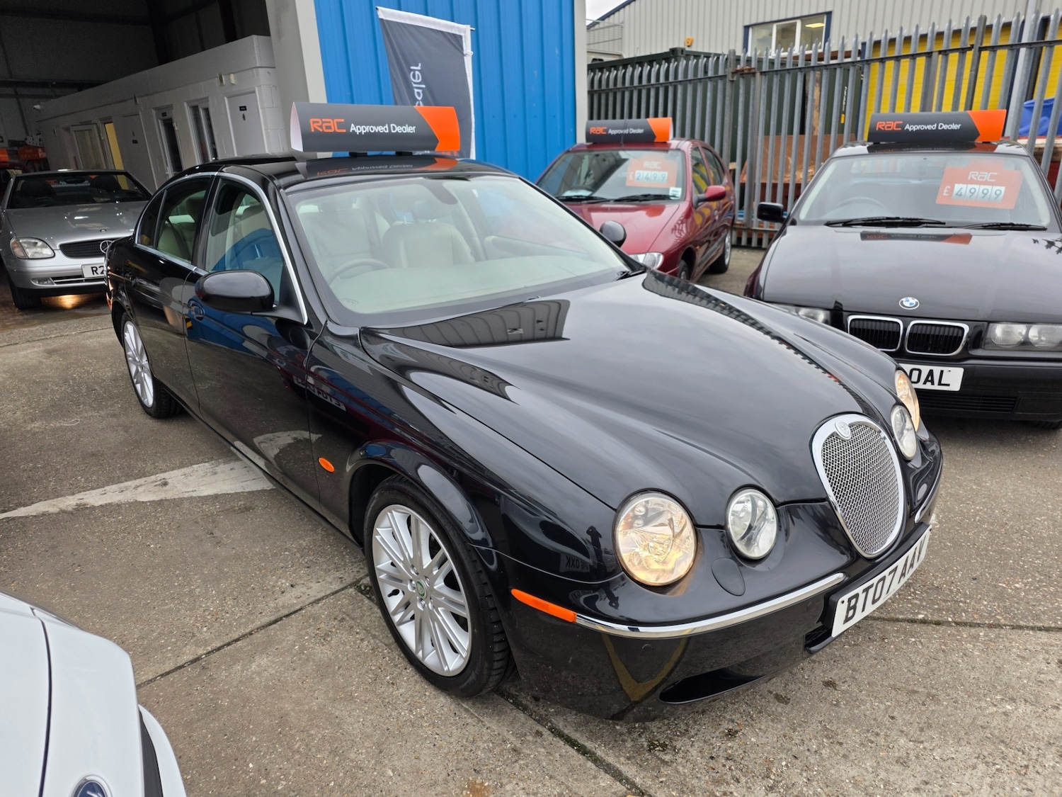Used Jaguar S-Type 2007 for sale - 76237501: Photo 1