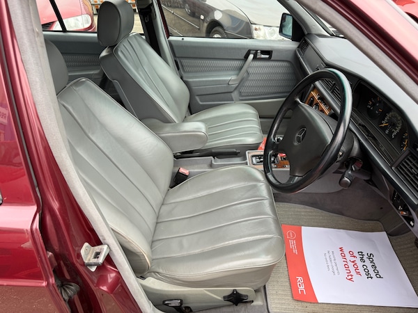 Used Mercedes-Benz 190 1992 for sale - 75668159: Photo 10