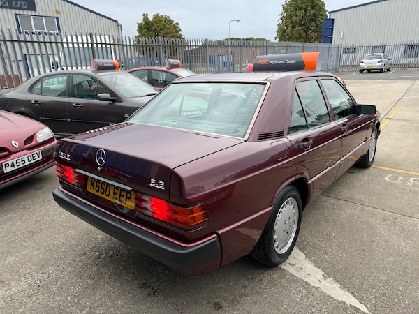 Used Mercedes-Benz 190 1992 for sale - 75668159: Photo 3