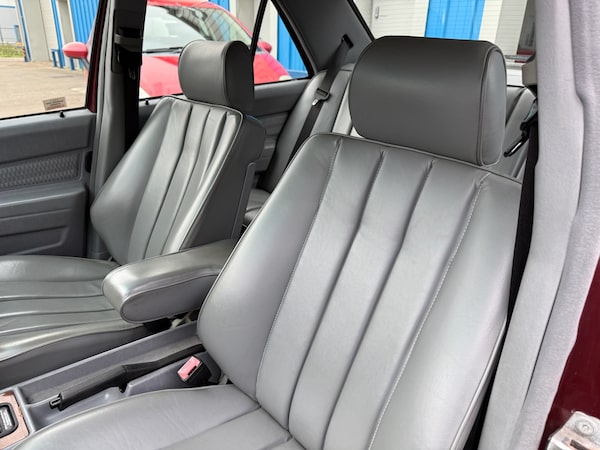 Used Mercedes-Benz 190 1992 for sale - 75668159: Photo 58