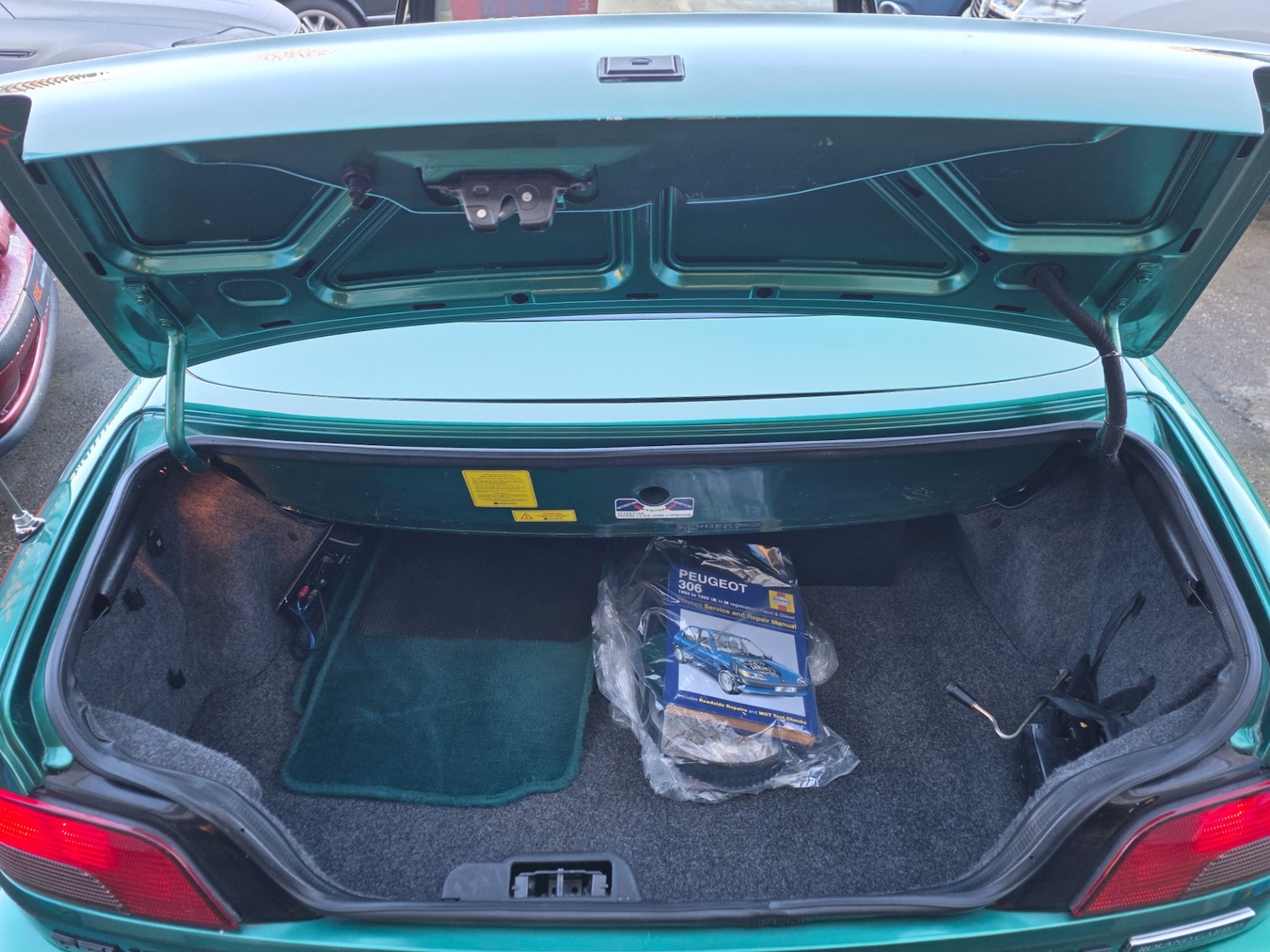 Used Peugeot 306 1995 for sale - 76656489: Photo 24