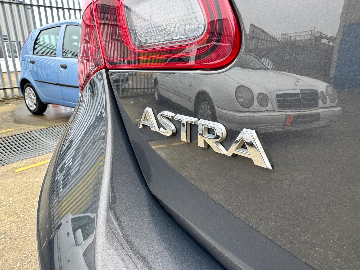 Used Vauxhall Astra 2013 for sale - 77803240: Photo 16