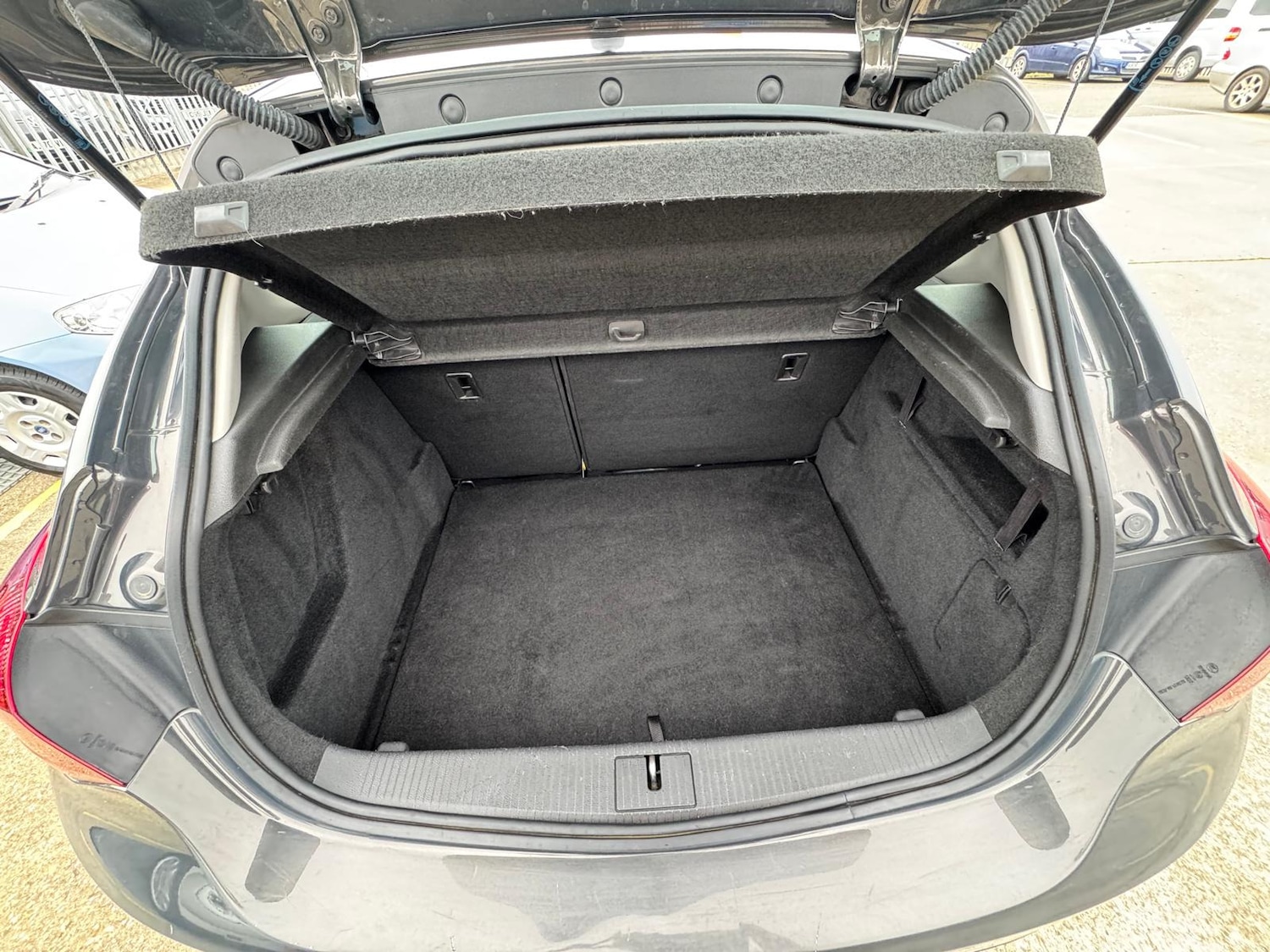 Used Vauxhall Astra 2013 for sale - 77803240: Photo 20