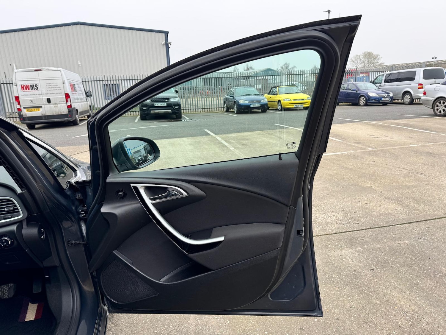 Used Vauxhall Astra 2013 for sale - 77803240: Photo 23