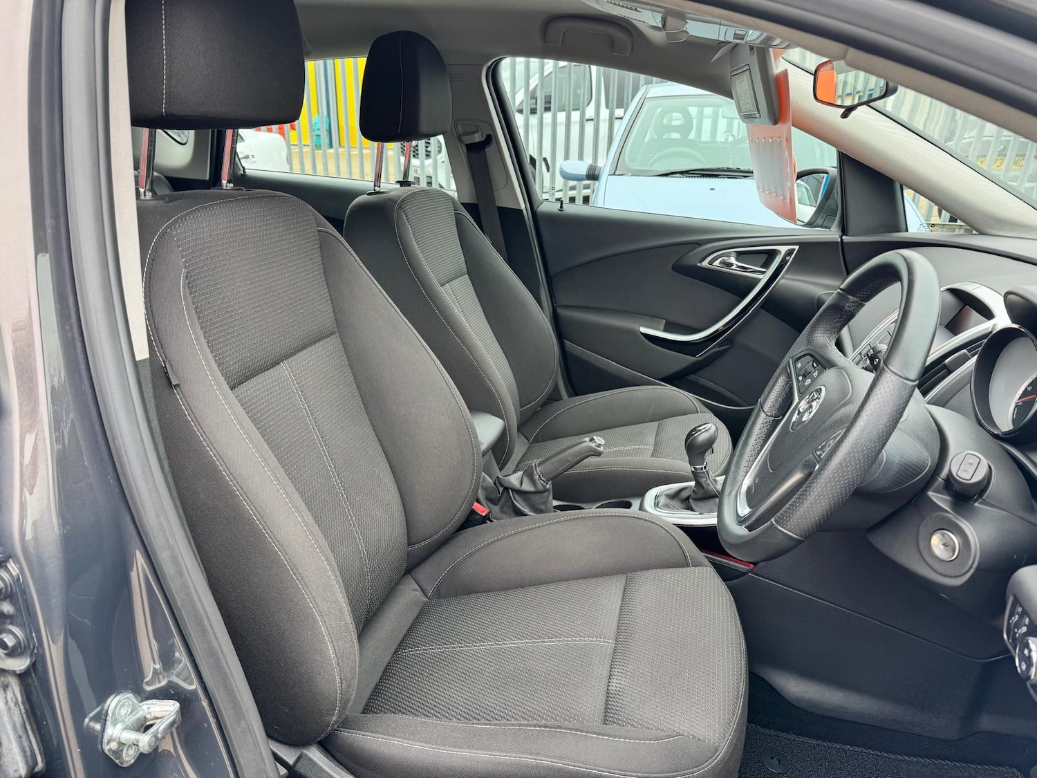 Used Vauxhall Astra 2013 for sale - 77803240: Photo 25