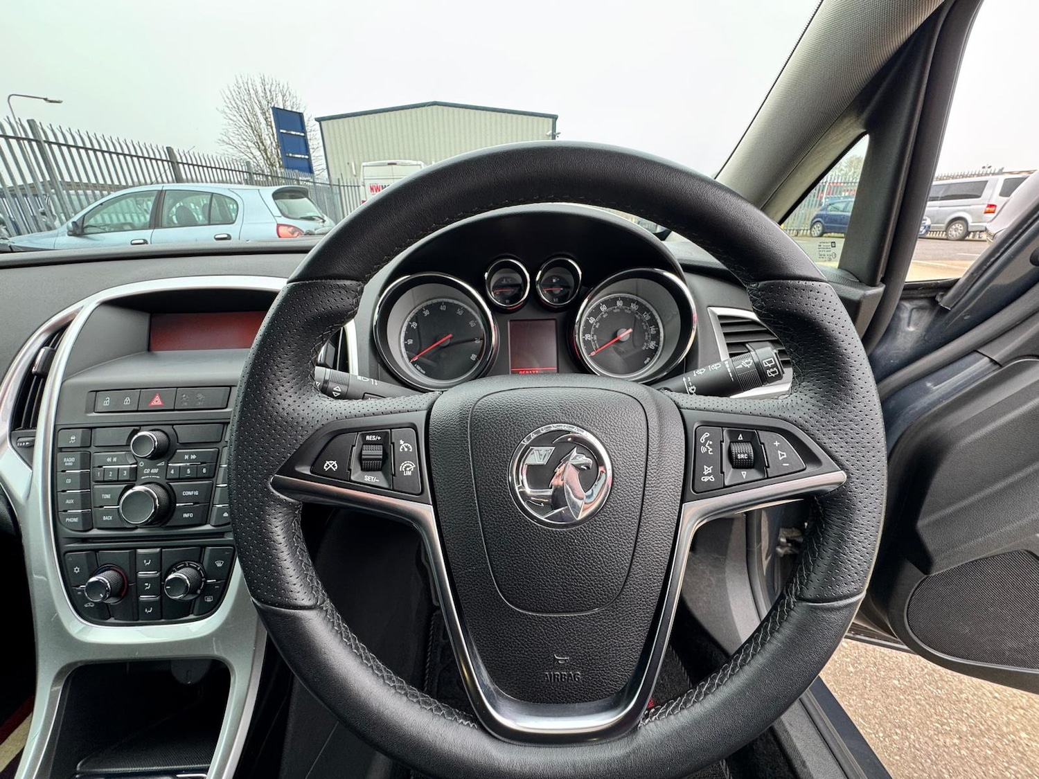 Used Vauxhall Astra 2013 for sale - 77803240: Photo 34