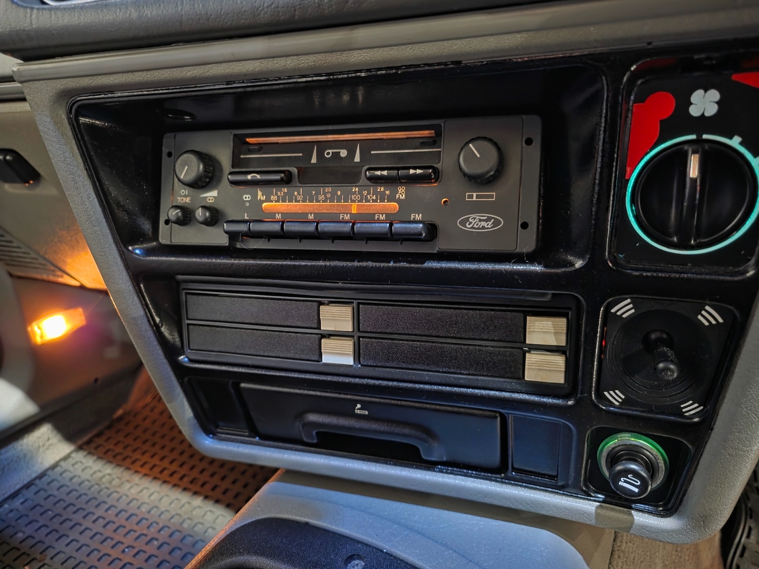 Used Ford Sierra 1984 for sale - 77367071: Photo 75