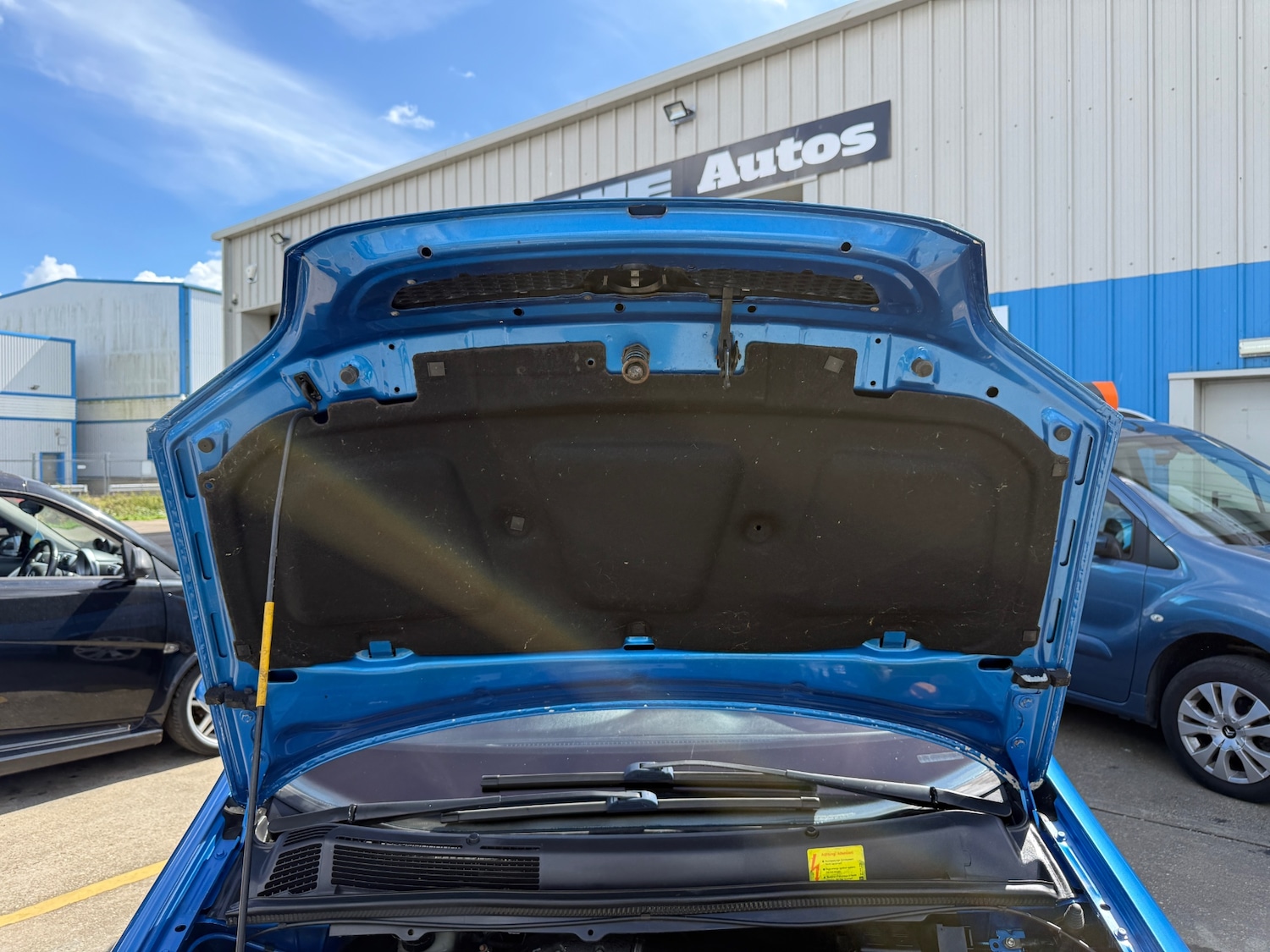 Vehicle 27