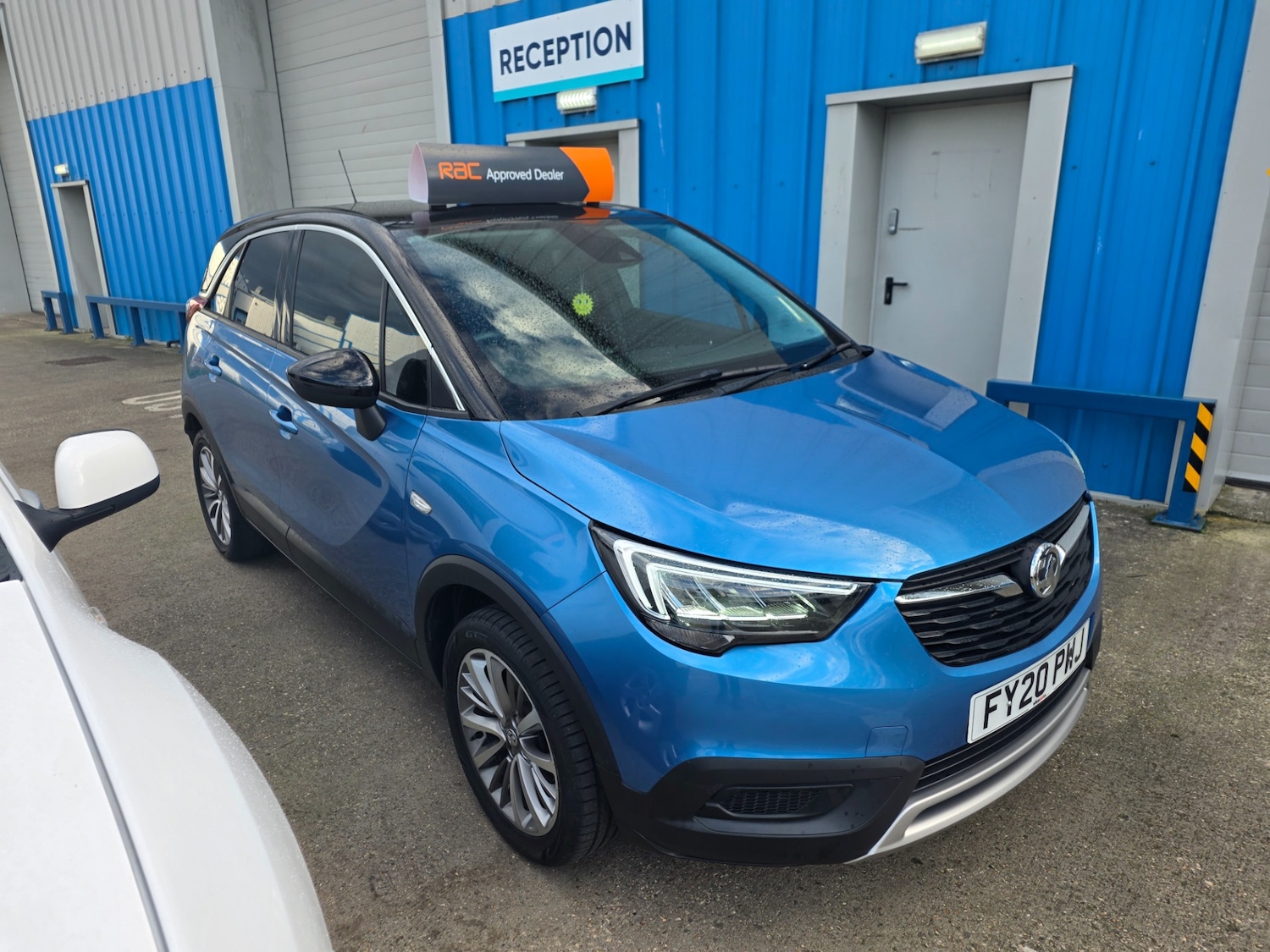 Used Vauxhall Crossland X 2020 for sale - 76422135: Photo 2