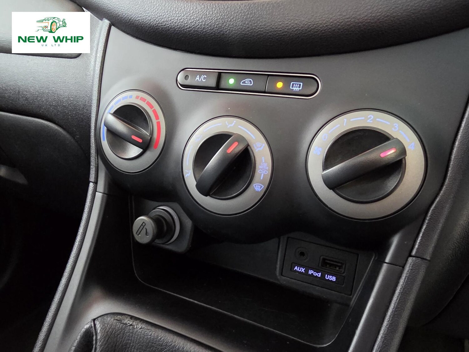 Used Hyundai i10 2013 for sale - 77903516: Photo 59