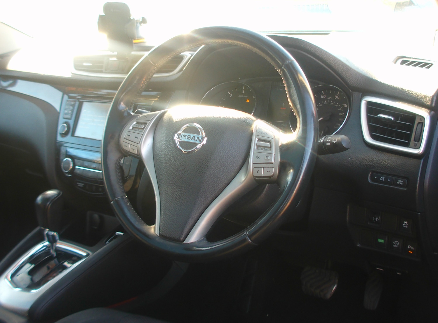 Used Nissan Qashqai 2014 for sale - 76352972: Photo 10