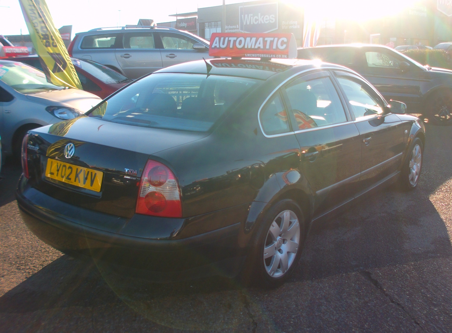 Used Volkswagen Passat 2002 for sale - 76934235: Photo 6