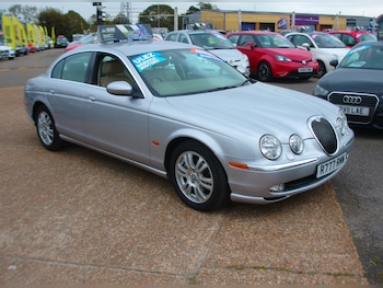 2004 (R) - AUTOMATIC 2.5 V6 SE Plus Saloon 4dr Petrol Automatic (249 g/km 201 bhp)