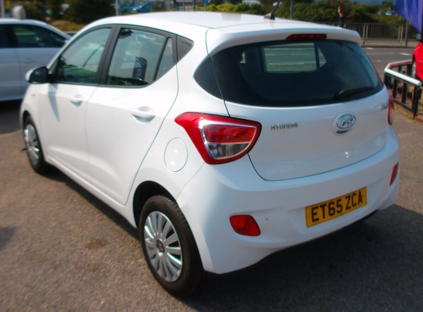 Used Hyundai i10 2016 for sale - 74387598: Photo 4