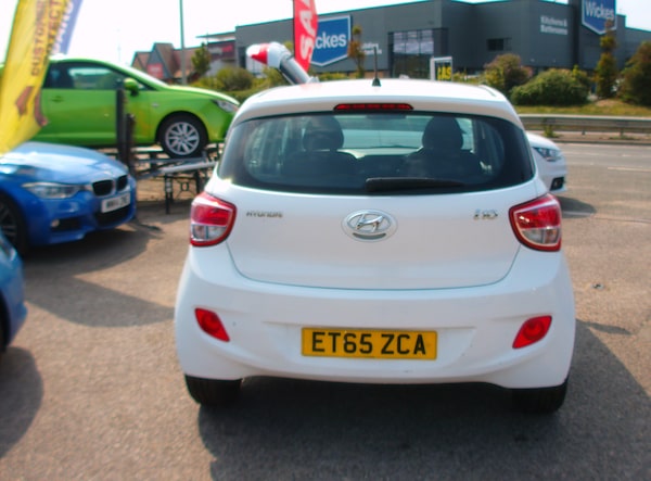 Used Hyundai i10 2016 for sale - 74387598: Photo 5