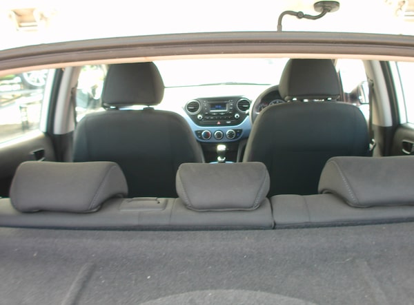 Used Hyundai i10 2016 for sale - 74387598: Photo 7