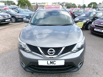 Used Nissan Qashqai 2017 for sale - 79381054: Photo