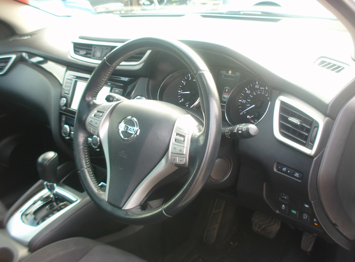 Used Nissan Qashqai 2015 for sale - 76569305: Photo 10