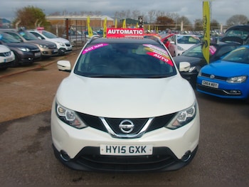 Used Nissan Qashqai 2015 for sale - 76569305: Photo