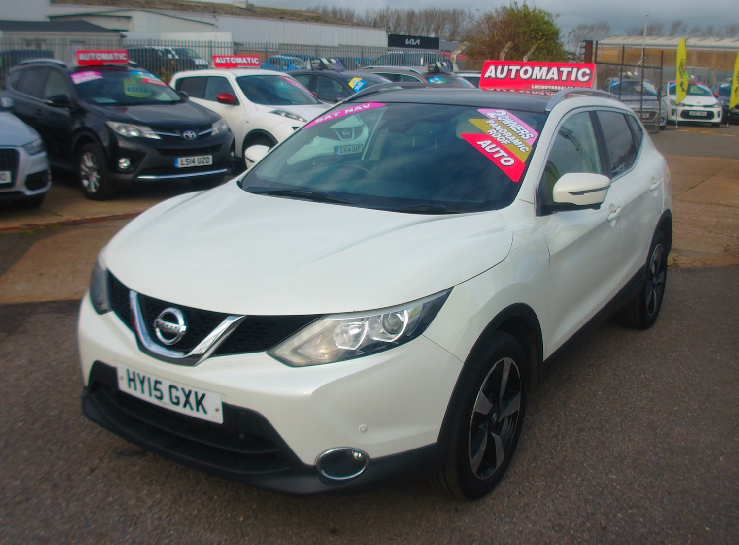 Used Nissan Qashqai 2015 for sale - 76569305: Photo 3