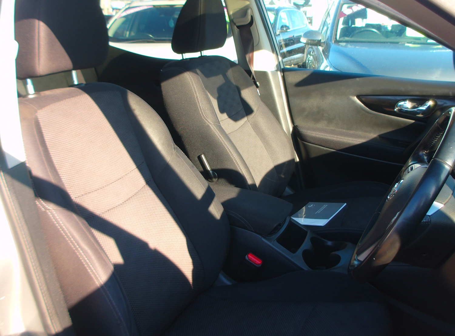 Used Nissan Qashqai 2014 for sale - 77946240: Photo 10