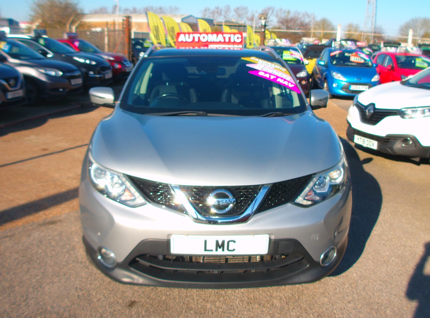 Used Nissan Qashqai 2014 for sale - 77946240: Photo 2