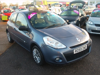 Used Renault Clio 2009 for sale - 76554442: Photo