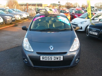Used Renault Clio 2009 for sale - 76554442: Photo